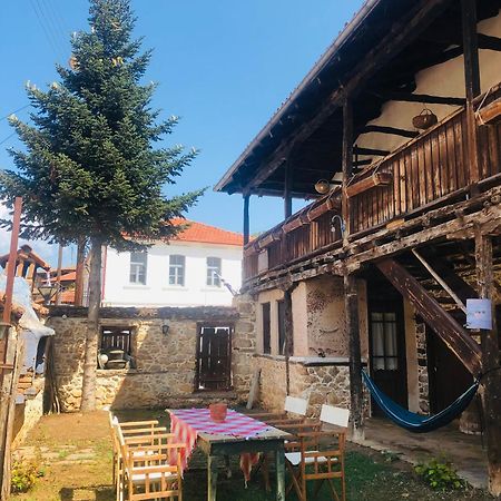 Χαγιάτι Psarades Exterior foto